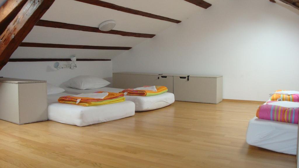 Hostel Alieti Izola Δωμάτιο φωτογραφία